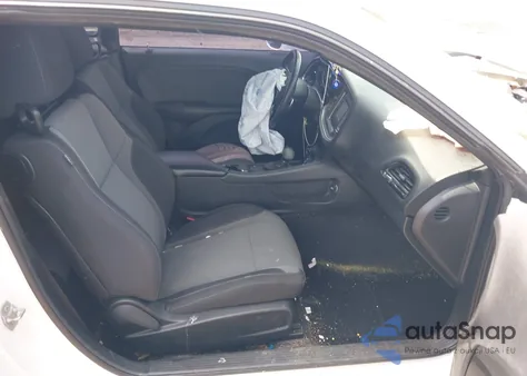 2015 Dodge Challenger R/T z USA, uszkodzony, nr VIN 2C3CDZAT2FH895112